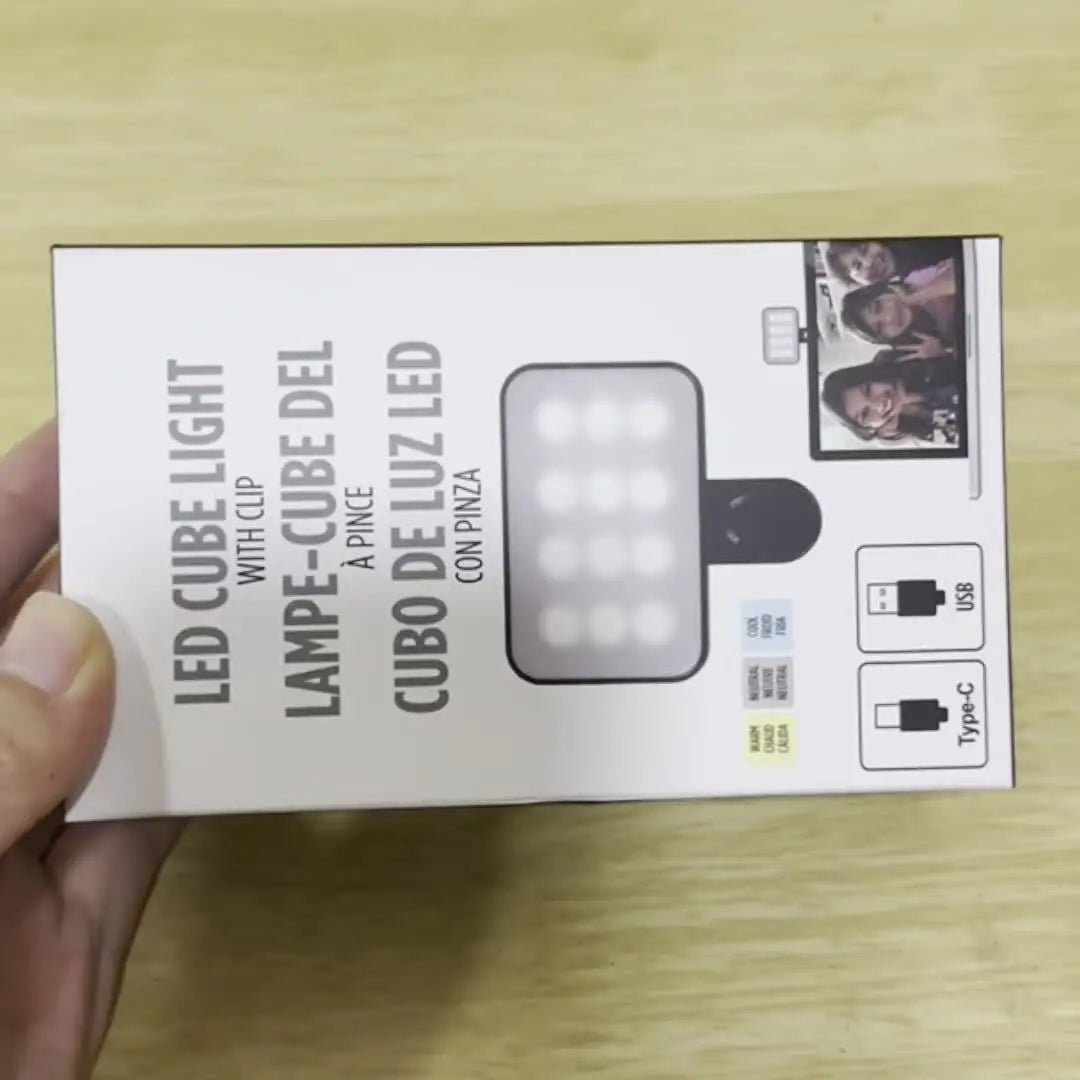 Clip-On Selfie Fill Light – 3 Color Modes, USB-C Rechargeable - Smiles shop