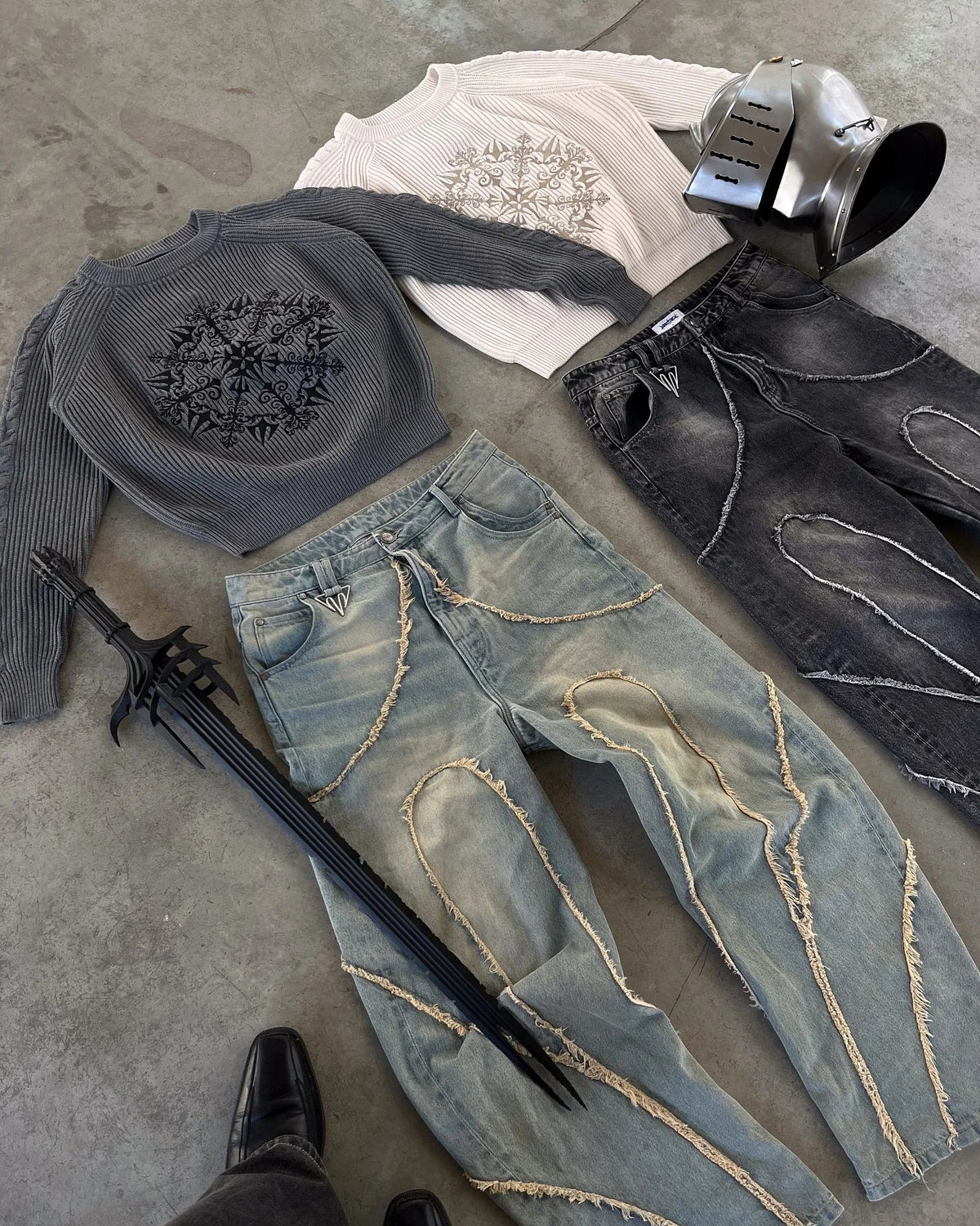 Jean Baggy Gothic Y2K Homme – Brodé Patchwork Bords Bruts - Smiles shop