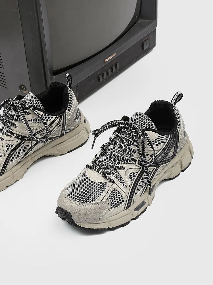 Retro Running Sneakers – Non-Slip & Odor-Resistant | Unisex - Smiles shop